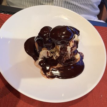 La Piccolina - Puffs filled with vanilla ice cream - Italian Near Me - New Milford, Connecticut La Piccolina - Puffs filled with vanilla ice cream - Italian Near Me - New Milford, Connecticut