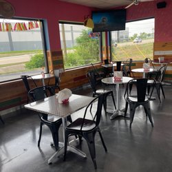 Taco Vida - Inside dining