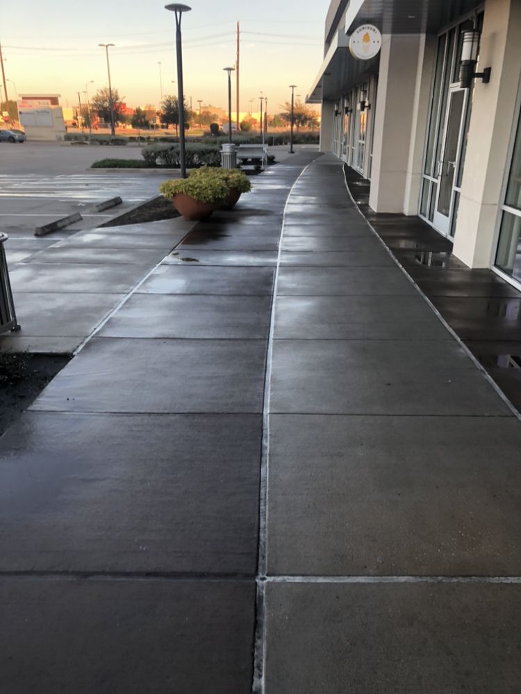 Slide of HTX Unlimited Contracting and Maintenance