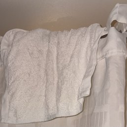 Used dirty wash cloth in shower when we checked in. So nasty Used dirty wash cloth in shower when we checked in. So nasty
