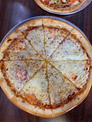 Mama's Pizza by null