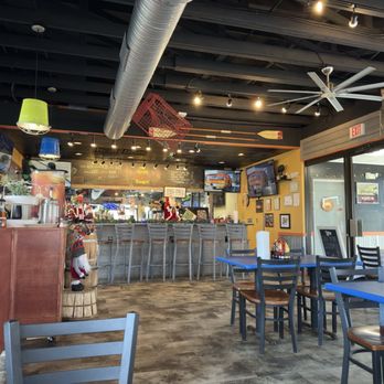 The Crab Shack -Edgewater - Dining room - Seafood Near Me - Edgewater, Maryland