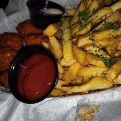 Emerald City Comedy Club - Buffalo bites and garlic fries