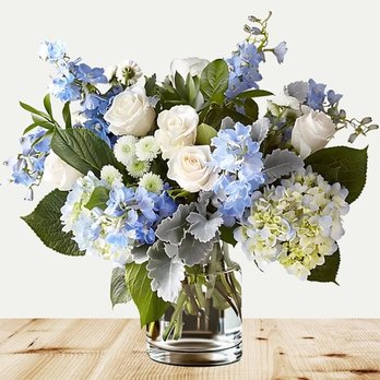 James Cress Florist - Here is the photo on their site. I ordered 2 sizes bigger than this - Florists Near Me - Smithtown, New York James Cress Florist - Here is the photo on their site. I ordered 2 sizes bigger than this - Florists Near Me - Smithtown, New York
