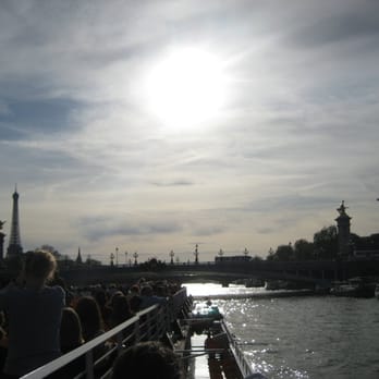 Bateaux Mouches - Boat Charters Near Me - Paris, 75 Bateaux Mouches - Boat Charters Near Me - Paris, 75