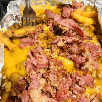 HotBox Burgers - Chili cheese, pastrami, fries - Burgers Near Me - Los Angeles, California HotBox Burgers - Chili cheese, pastrami, fries - Burgers Near Me - Los Angeles, California