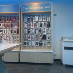 AT&T Store - Cases