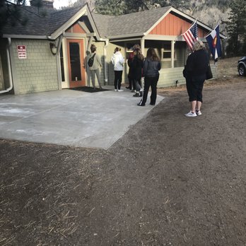 Cinnamon's Bakery - Half an hour before opening! - Bakeries Near Me - Estes Park, Colorado Cinnamon's Bakery - Half an hour before opening! - Bakeries Near Me - Estes Park, Colorado
