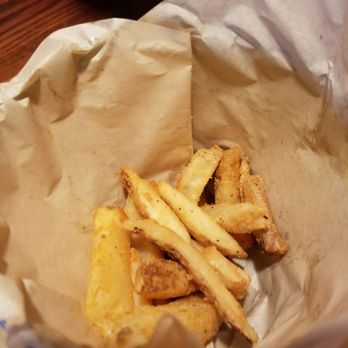 Lost Roo - I couldn't get a picture fast enough.... the Bucket of fries disappeared - American Near Me - Long Beach, Washington Lost Roo - I couldn't get a picture fast enough.... the Bucket of fries disappeared - American Near Me - Long Beach, Washington