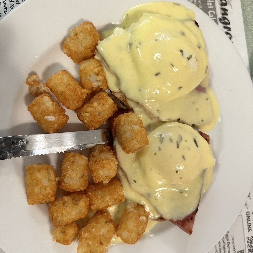 Mangrove Mike's - Eggs Benedict - Hollandaise sauce, buenisimo. A must try. - Breakfast & Brunch Near Me - Islamorada, Florida Mangrove Mike's - Eggs Benedict - Hollandaise sauce, buenisimo. A must try. - Breakfast & Brunch Near Me - Islamorada, Florida