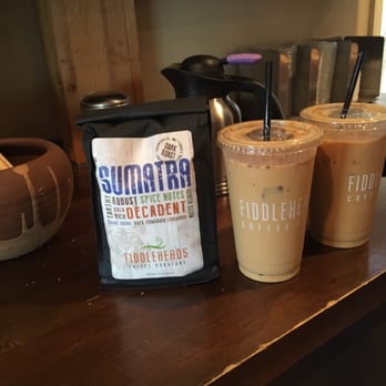 Fiddleheads Coffee - Iced ameeicano with cream - Coffee & Tea Near Me - Cedarburg, Wisconsin
