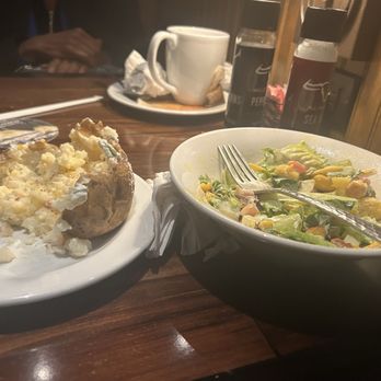 LongHorn Steakhouse - Sides $6.14 - American Near Me - Chesapeake, Virginia LongHorn Steakhouse - Sides $6.14 - American Near Me - Chesapeake, Virginia