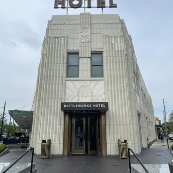 Bottleworks Hotel - Entrance - Hotels Near Me - Indianapolis, Indiana Bottleworks Hotel - Entrance - Hotels Near Me - Indianapolis, Indiana