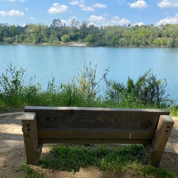 Lake Natoma Waterfront Access Trail - Hiking Near Me - Folsom, California