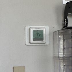 Akumin - Thermostat was broken