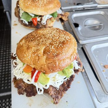 Sabor A Mi Tierra - Cemita poblana de milanesa de res con rajas rojas - Food Trucks Near Me - Richland, Washington Sabor A Mi Tierra - Cemita poblana de milanesa de res con rajas rojas - Food Trucks Near Me - Richland, Washington