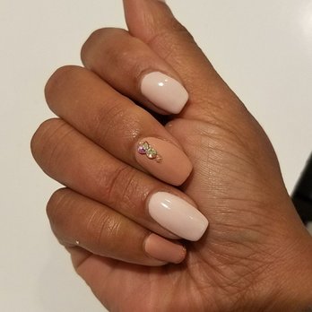 Sun's Nail & Spa - Mani by Vicky at Sun's Nails - Nail Salons Near Me - Huntington, New York Sun's Nail & Spa - Mani by Vicky at Sun's Nails - Nail Salons Near Me - Huntington, New York
