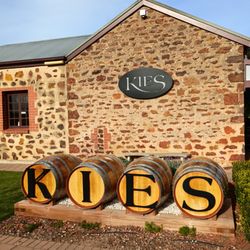 Kies Winery - Front of building