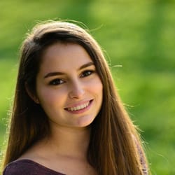 Meera Fox Photography - Celebrate your Seniors/Graduates with a beautiful portrait session at Meera Fox Photography...