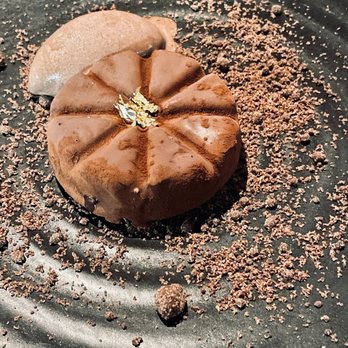 Valle - Chocolate de Metate - spiced chocolate ganache - Wine Bars Near Me - Oceanside, California
