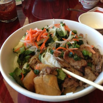 Buckeye Pho - V3! Rice noodle pork and egg roll! - Vietnamese Near Me - Columbus, Ohio