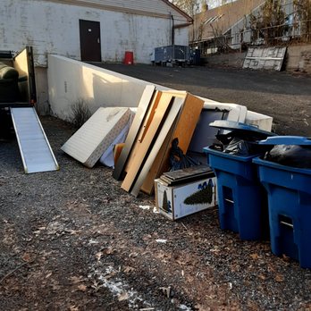 Junk Elves - Junk Removal & Hauling Near Me - Perkasie, Pennsylvania Junk Elves - Junk Removal & Hauling Near Me - Perkasie, Pennsylvania
