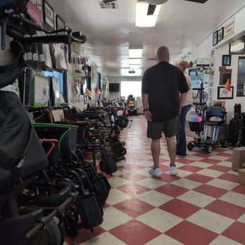 American Mobility - Mobility Equipment Sales & Services Near Me - Tucson, Arizona American Mobility - Mobility Equipment Sales & Services Near Me - Tucson, Arizona