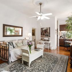 1822 Bougainvillea House