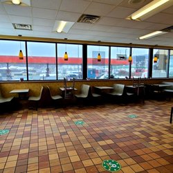 Subway - Dining Area