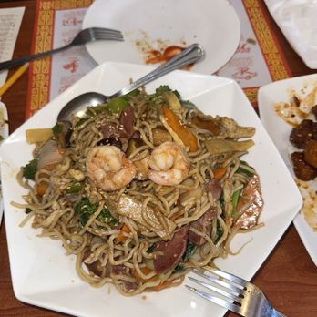 Four Seasons Chinese Restaurant - Chowmein - Dim Sum Near Me - Clovis, California Four Seasons Chinese Restaurant - Chowmein - Dim Sum Near Me - Clovis, California