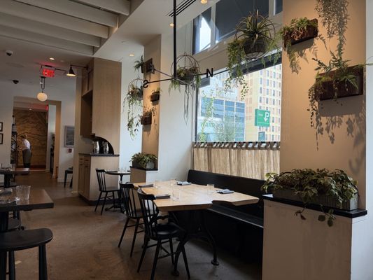 High Street Restaurant & Bar by null