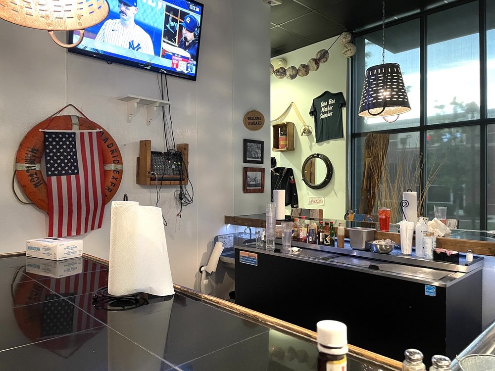 The Full Moon Oyster Bar - Morrisville