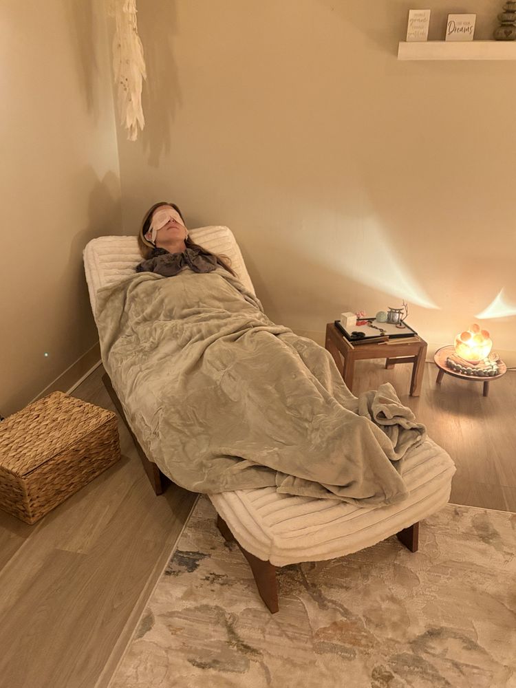 Illusion Day Spa & Boutique  Logo