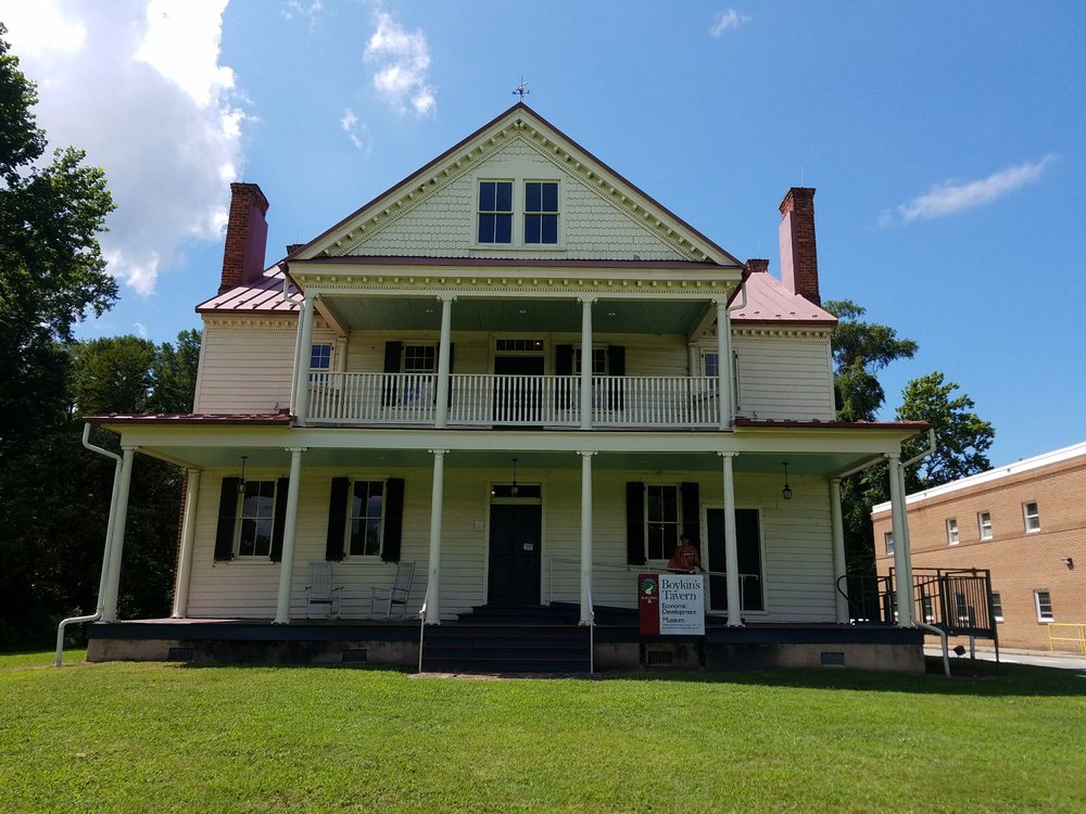 BOYKIN’S TAVERN Updated September 2024 17130 Monument Cir, Isle of