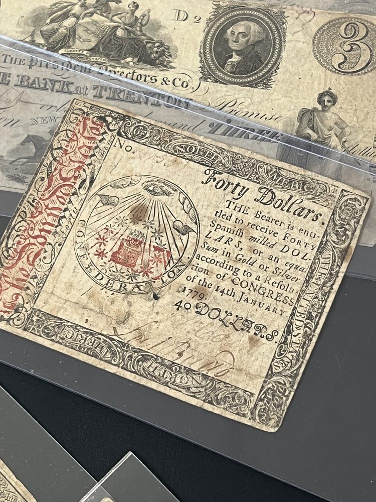 Rose’s Collectibles Logo
