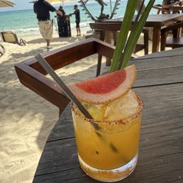 Spicy mango margarita