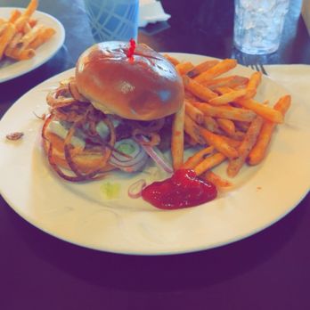 Silver Birch Kitchen Lounge - Jalapeno Burger - New American Near Me - Portland, Oregon Silver Birch Kitchen Lounge - Jalapeno Burger - New American Near Me - Portland, Oregon