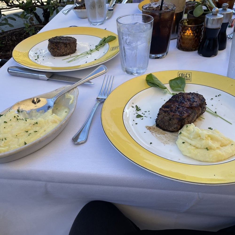 Cole's Chop House - Black Angus Filet Mignon and mashed potatoes - Steakhouses Near Me - Napa, California Cole's Chop House - Black Angus Filet Mignon and mashed potatoes - Steakhouses Near Me - Napa, California