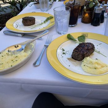 Cole's Chop House - Black Angus Filet Mignon and mashed potatoes - Steakhouses Near Me - Napa, California