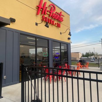 Hi Pointe Drive In - O'Fallon - Burgers Near Me - O'Fallon, Illinois