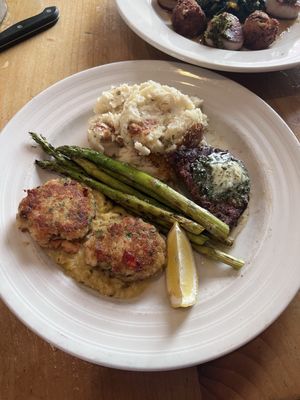 Damariscotta River Grill by null