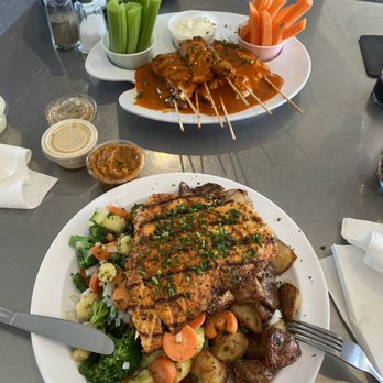 Dr Grubb's - American Near Me - Claremont, California