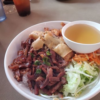 Pho 24 - Rice vermicelli with beef and shrimp - Vietnamese Near Me - Smyrna, Georgia