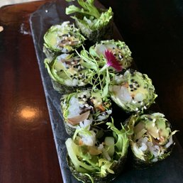 Bigan Roll (vegan roll) Bigan Roll (vegan roll)