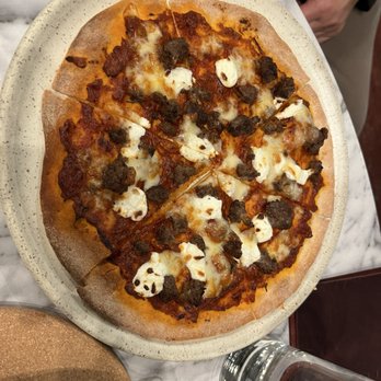 WeRise Wine Bar - Harissa meatball goat cheese flatbread - Wine Bars Near Me - Seattle, Washington
