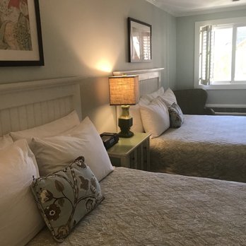 Madison Inn - Bed & Breakfast Near Me - Oak Bluffs, Massachusetts