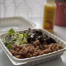 Oxtail and Mango Juice Oxtail and Mango Juice