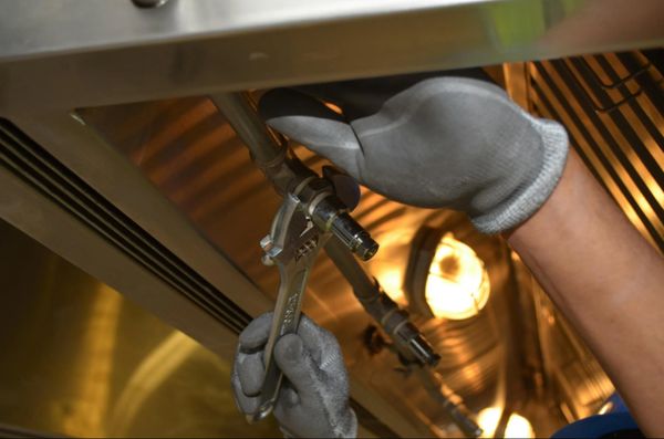 Pionner Plumbers Logo