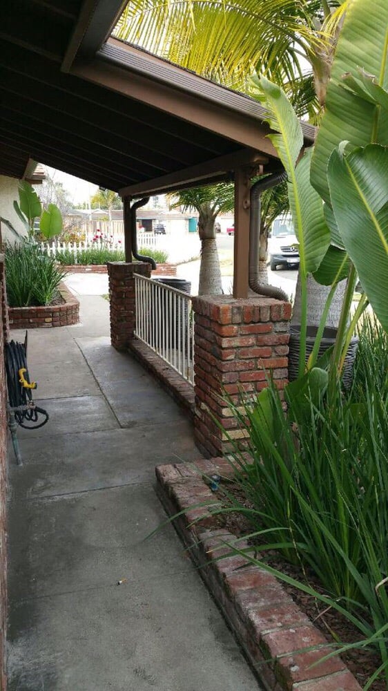 Slide of First Choice N Gutters