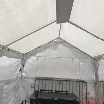 Xian Kitchen - Tent in parking lot has 4 tables. - Chinese Near Me - Milpitas, California